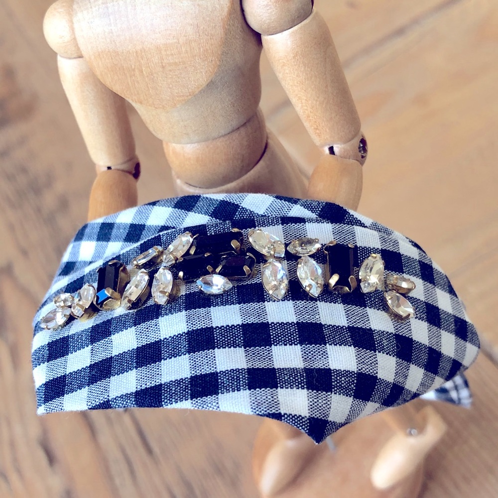 Serefina Ribbon Bracelet with Rhinestones - Picture 5 of 8